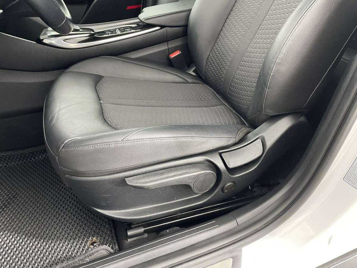 Купить Hyundai Sonata с пробегом. Фото: #9