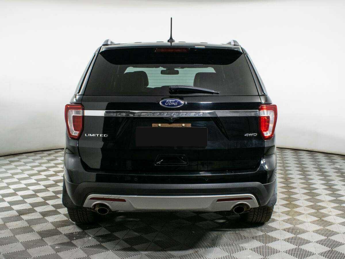 Купить Ford Explorer с пробегом. Фото: #5