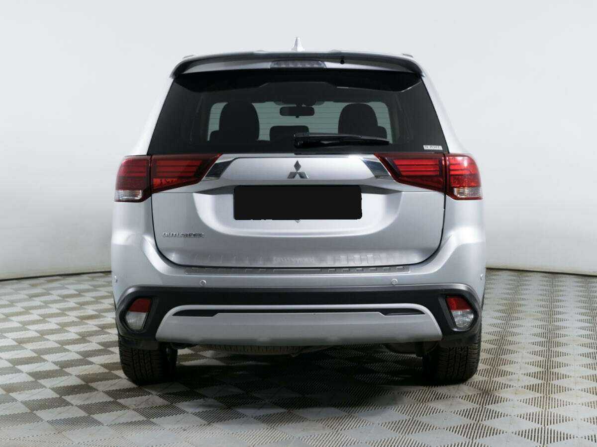 Купить Mitsubishi Outlander с пробегом. Фото: #5