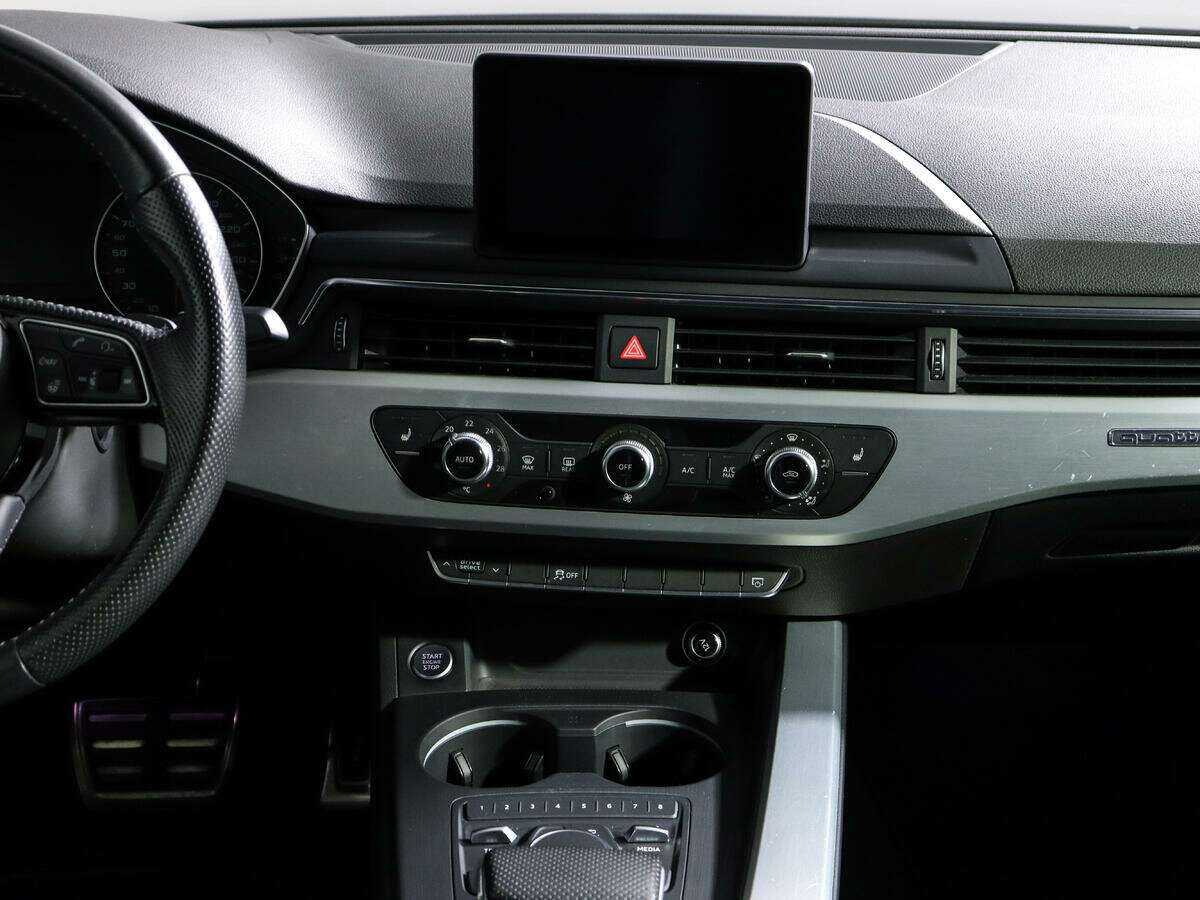 Купить Audi A4 с пробегом. Фото: #10