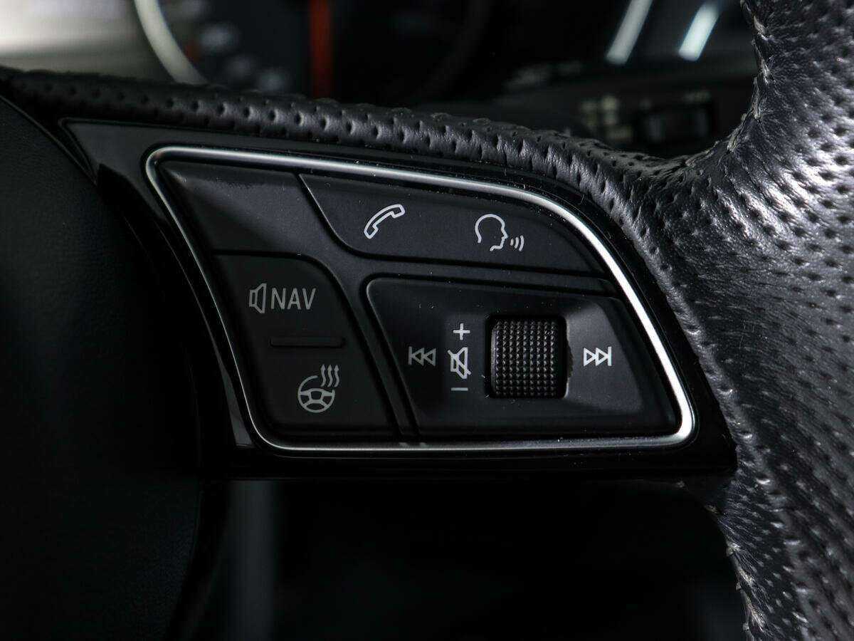 Купить Audi A4 с пробегом. Фото: #17