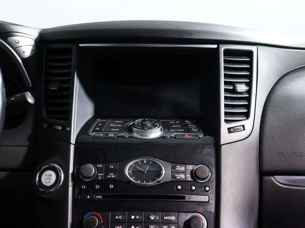 Купить Infiniti FX с пробегом. Фото: #10