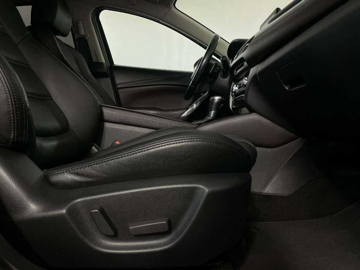 Купить Mazda 6 с пробегом. Фото: #12