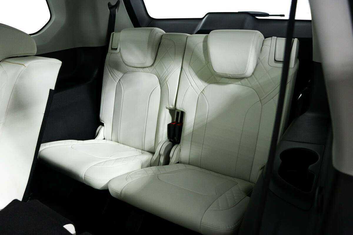 Купить EXEED VX с пробегом. Фото: #13