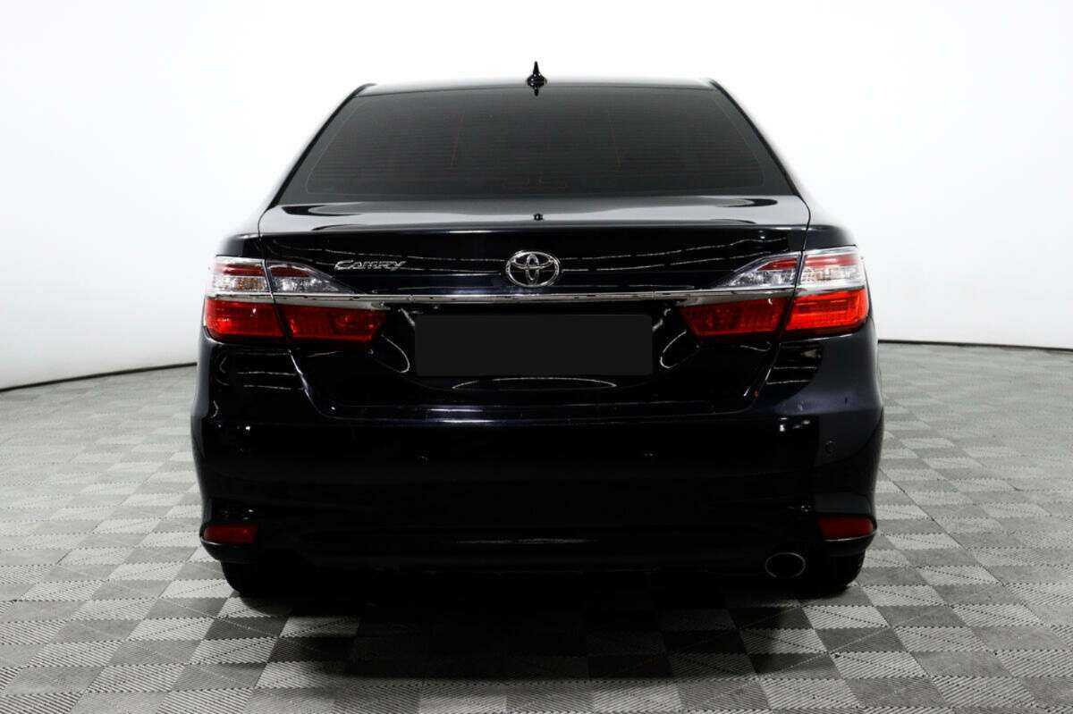 Купить Toyota Camry с пробегом. Фото: #5