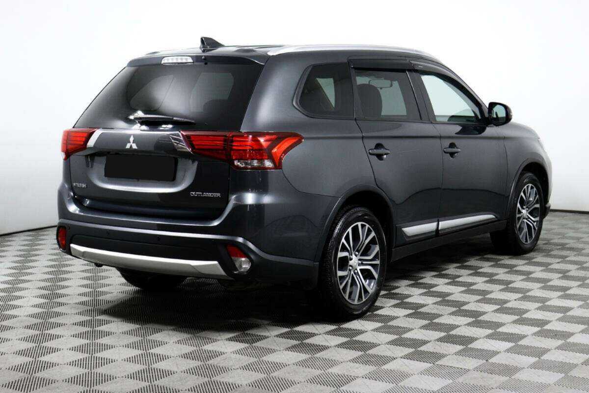 Купить Mitsubishi Outlander с пробегом. Фото: #4