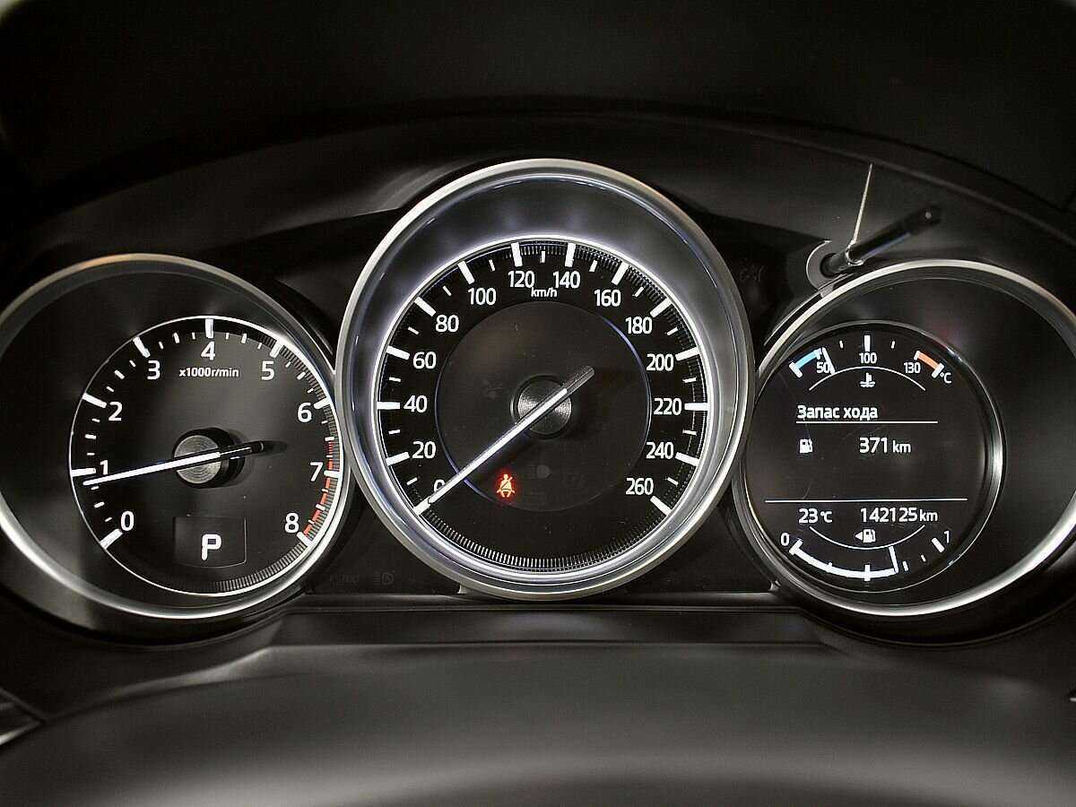 Купить Mazda 6 с пробегом. Фото: #10