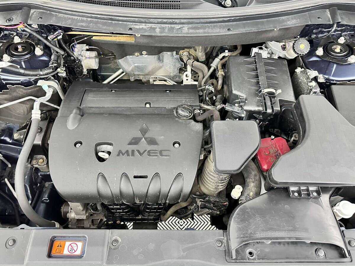 Купить Mitsubishi Outlander с пробегом. Фото: #20