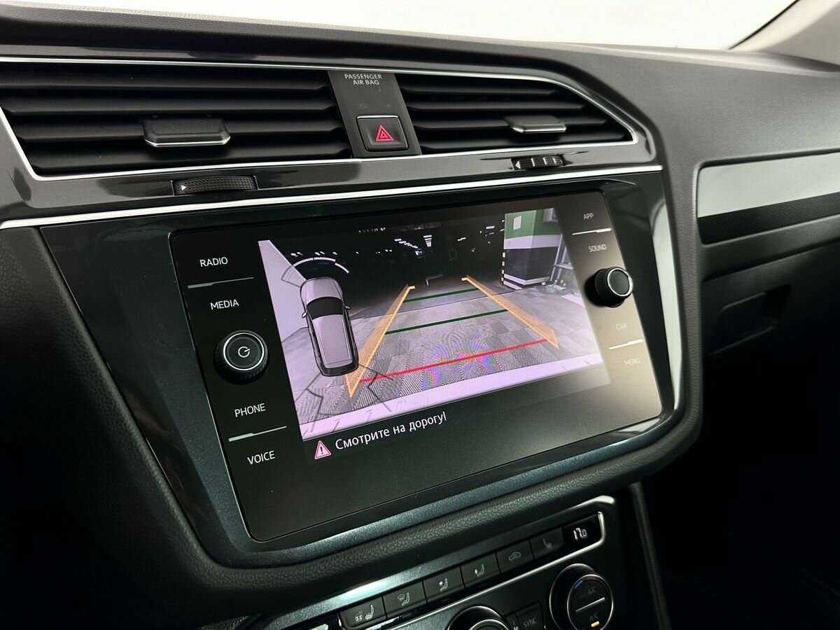 Купить Volkswagen Tiguan с пробегом. Фото: #14