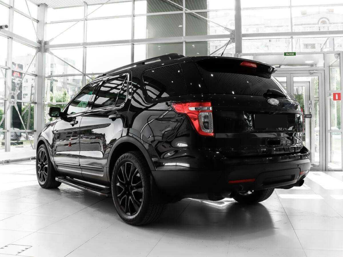 Купить Ford Explorer с пробегом. Фото: #6