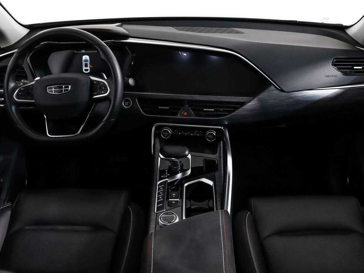 Купить Geely Tugella с пробегом. Фото: #14