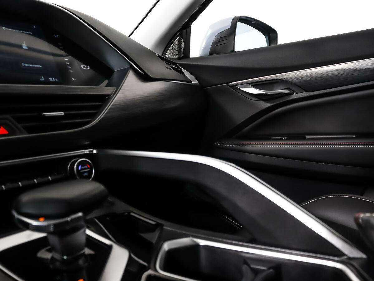 Купить Geely Tugella с пробегом. Фото: #18