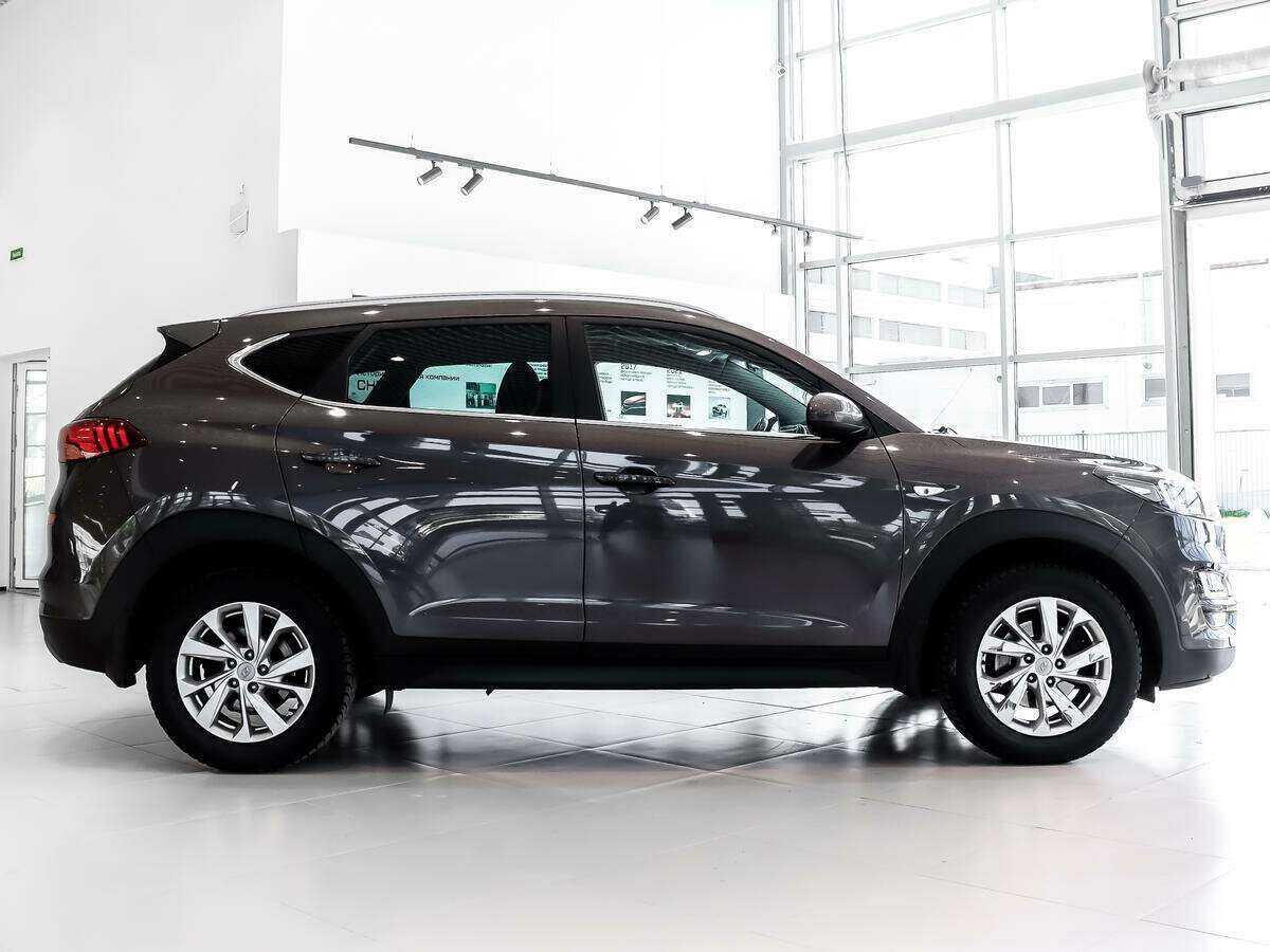 Купить Hyundai Tucson с пробегом. Фото: #2