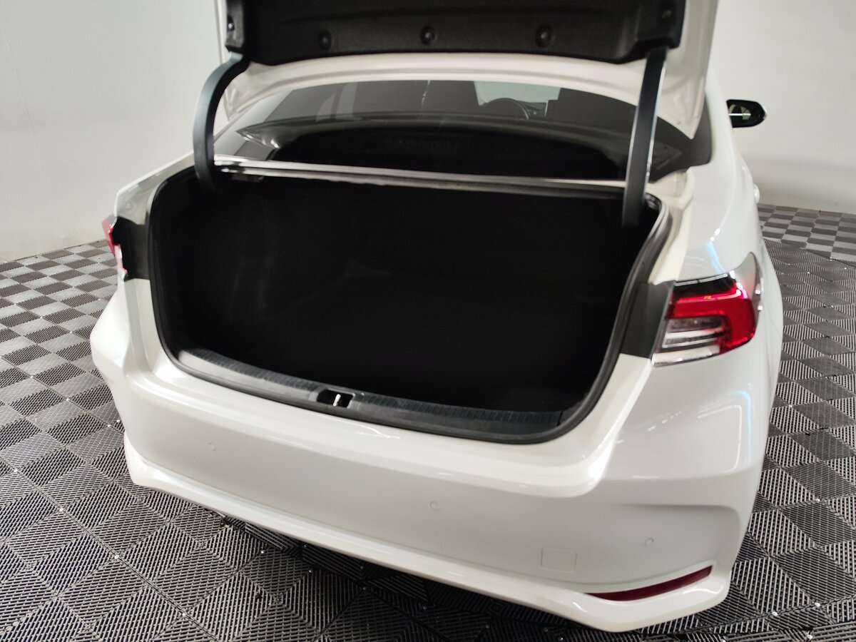 Купить Toyota Corolla с пробегом. Фото: #4