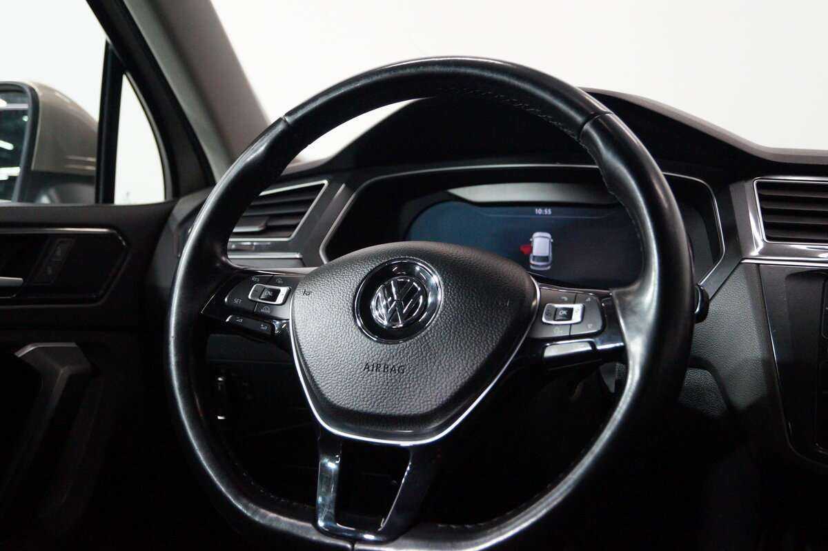Купить Volkswagen Tiguan с пробегом. Фото: #16