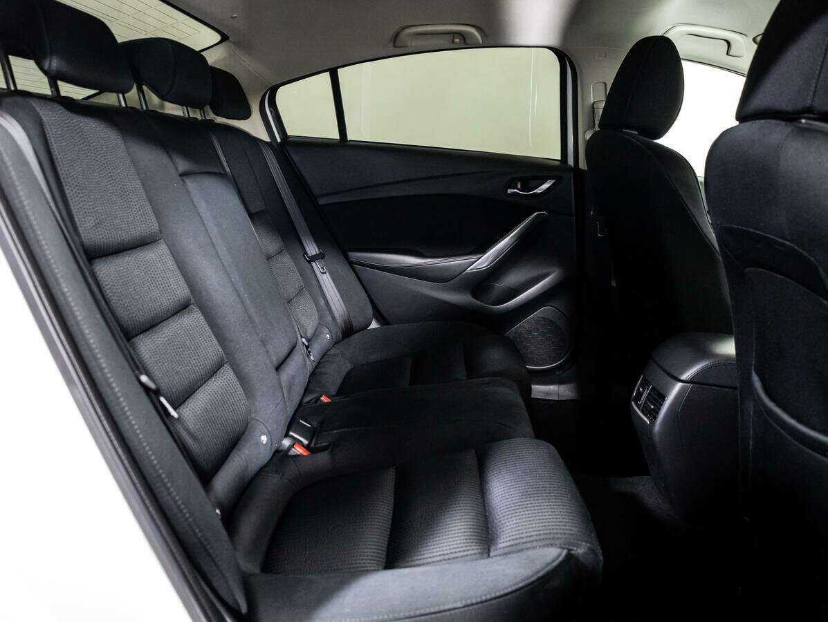 Купить Mazda 6 с пробегом. Фото: #12