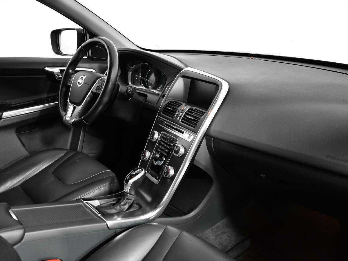 Купить Volvo XC60 с пробегом. Фото: #8