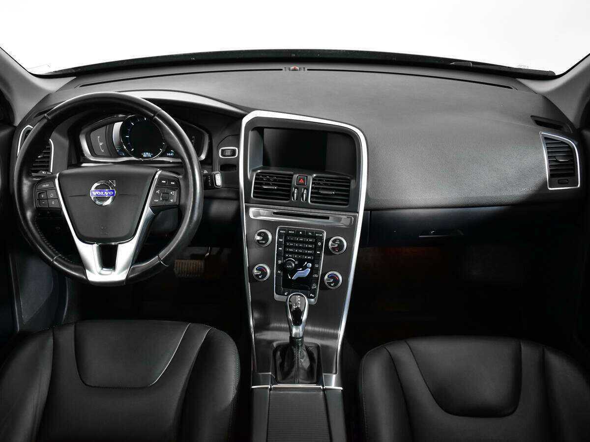 Купить Volvo XC60 с пробегом. Фото: #11