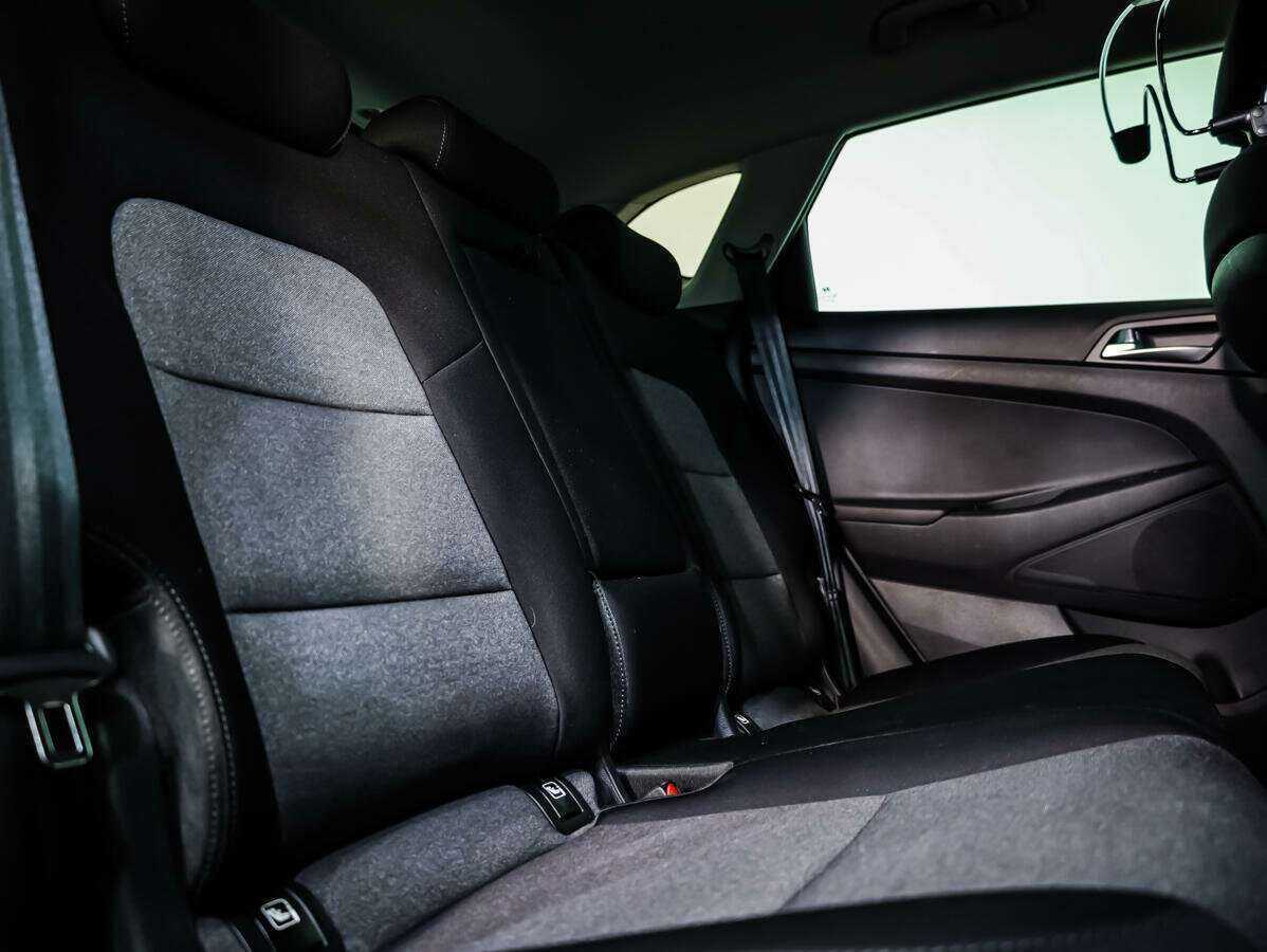 Купить Hyundai Tucson с пробегом. Фото: #11