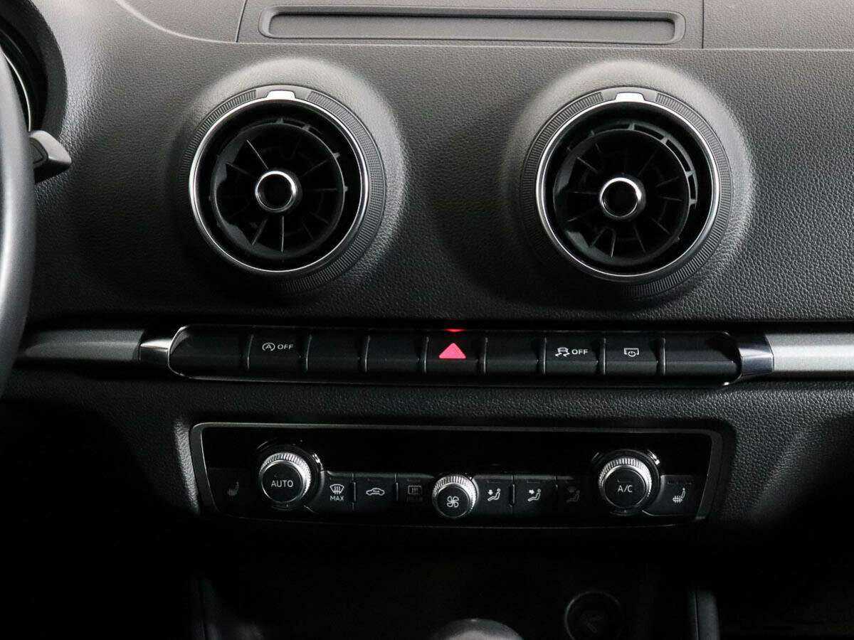 Купить Audi A3 с пробегом. Фото: #10