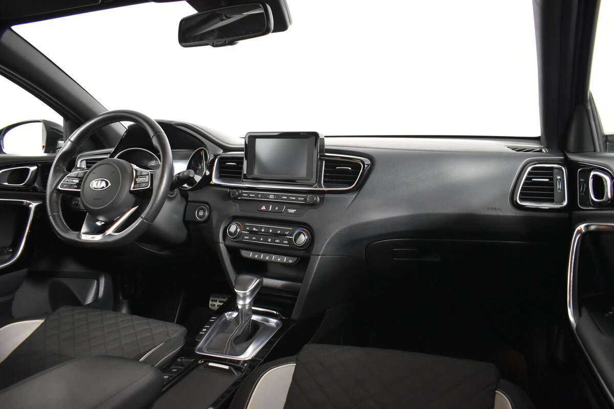 Купить Kia Proceed с пробегом. Фото: #9