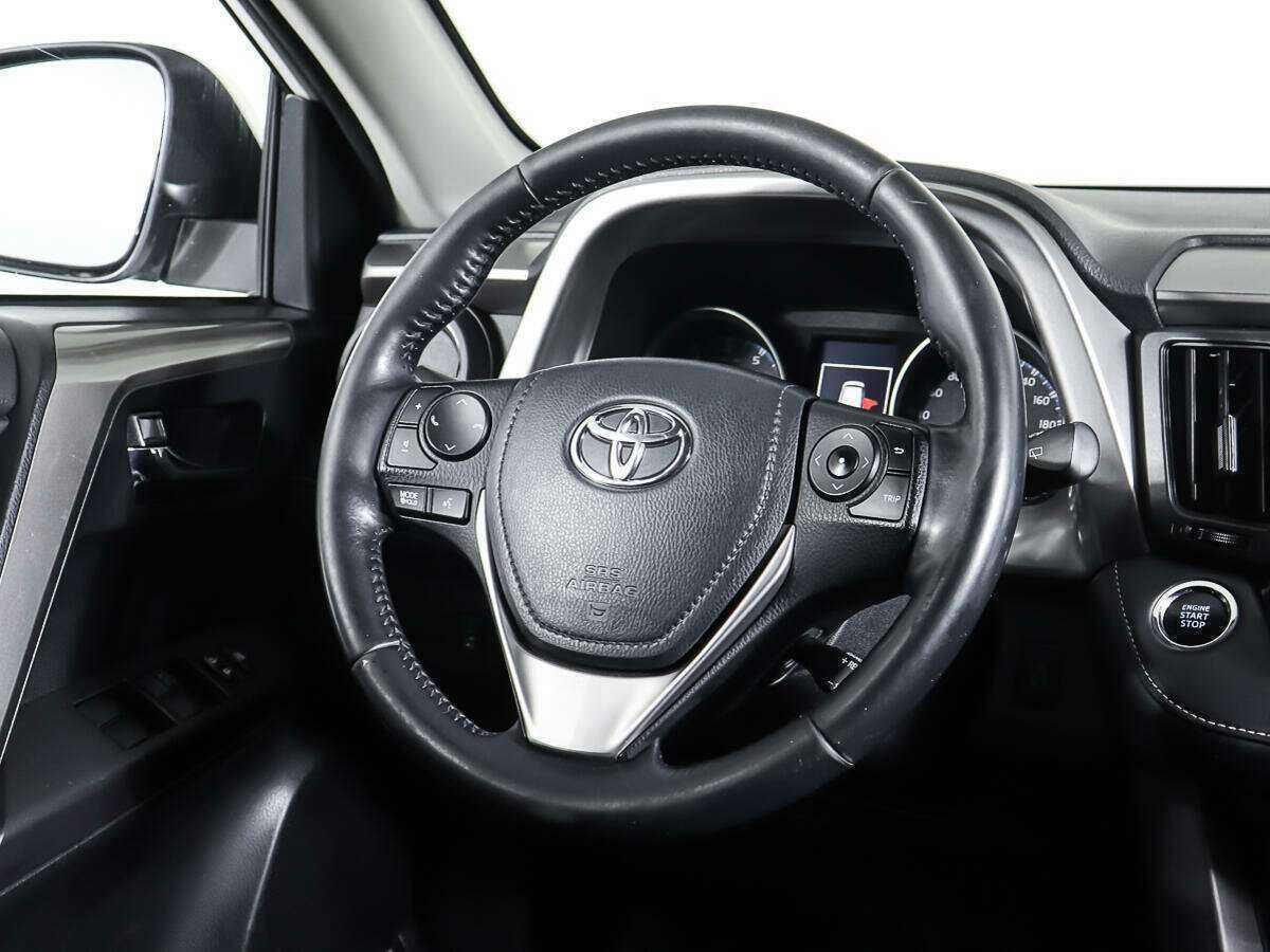 Купить Toyota RAV4 с пробегом. Фото: #14