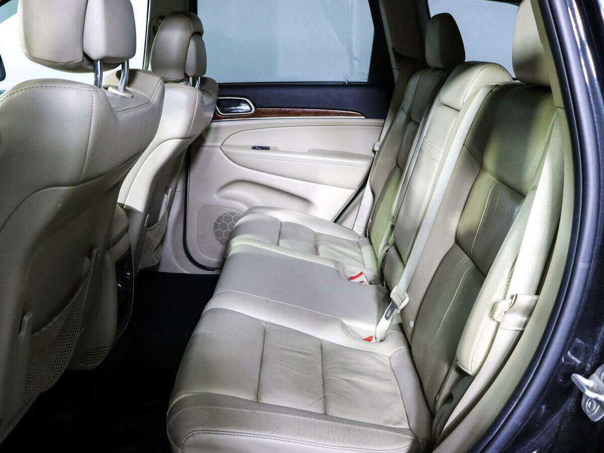 Купить Jeep Grand Cherokee с пробегом. Фото: #7