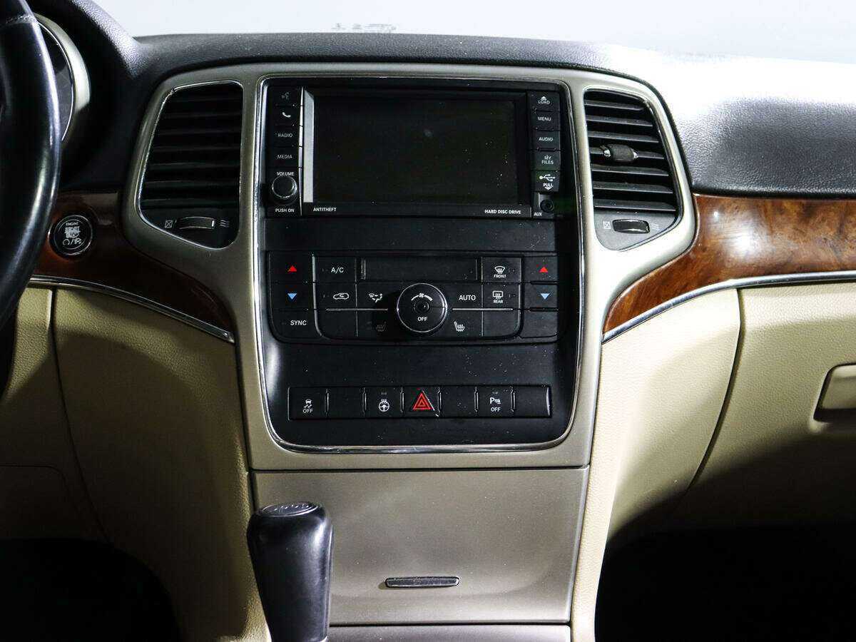 Купить Jeep Grand Cherokee с пробегом. Фото: #10