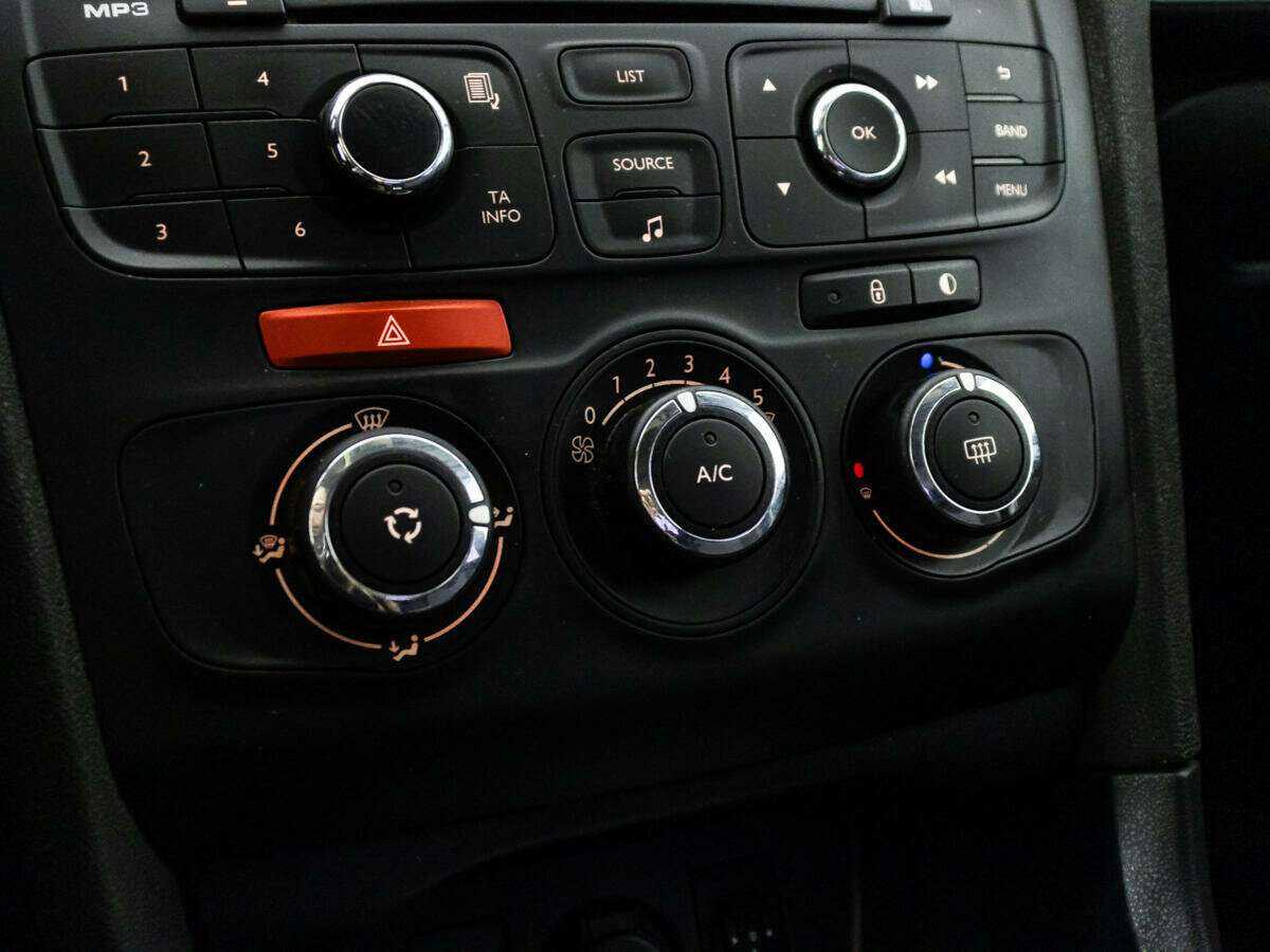 Купить Citroen C4 с пробегом. Фото: #14