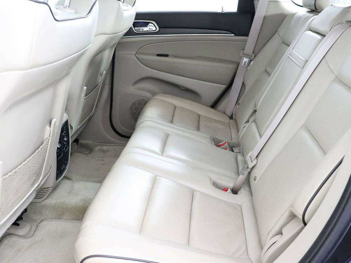 Купить Jeep Grand Cherokee с пробегом. Фото: #9