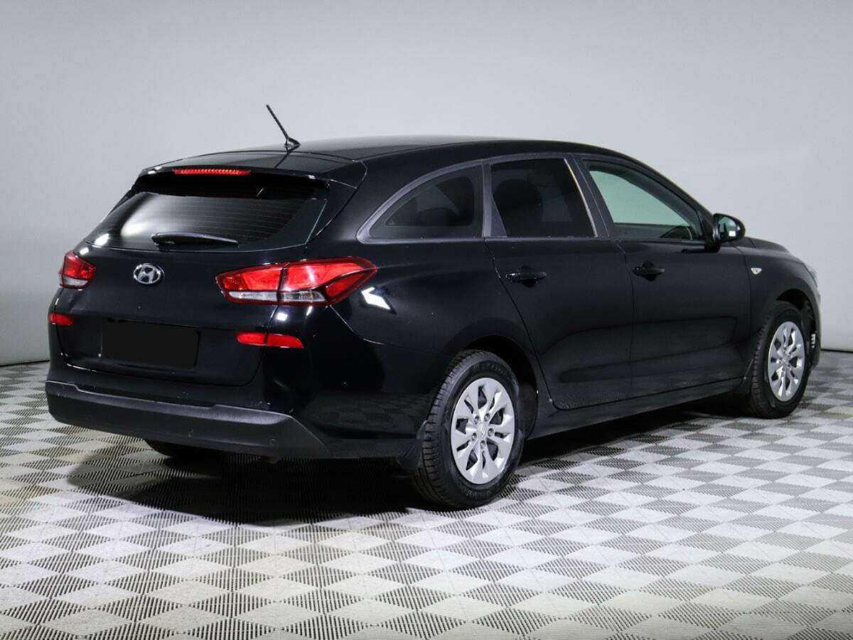 Купить Hyundai i30 с пробегом. Фото: #3