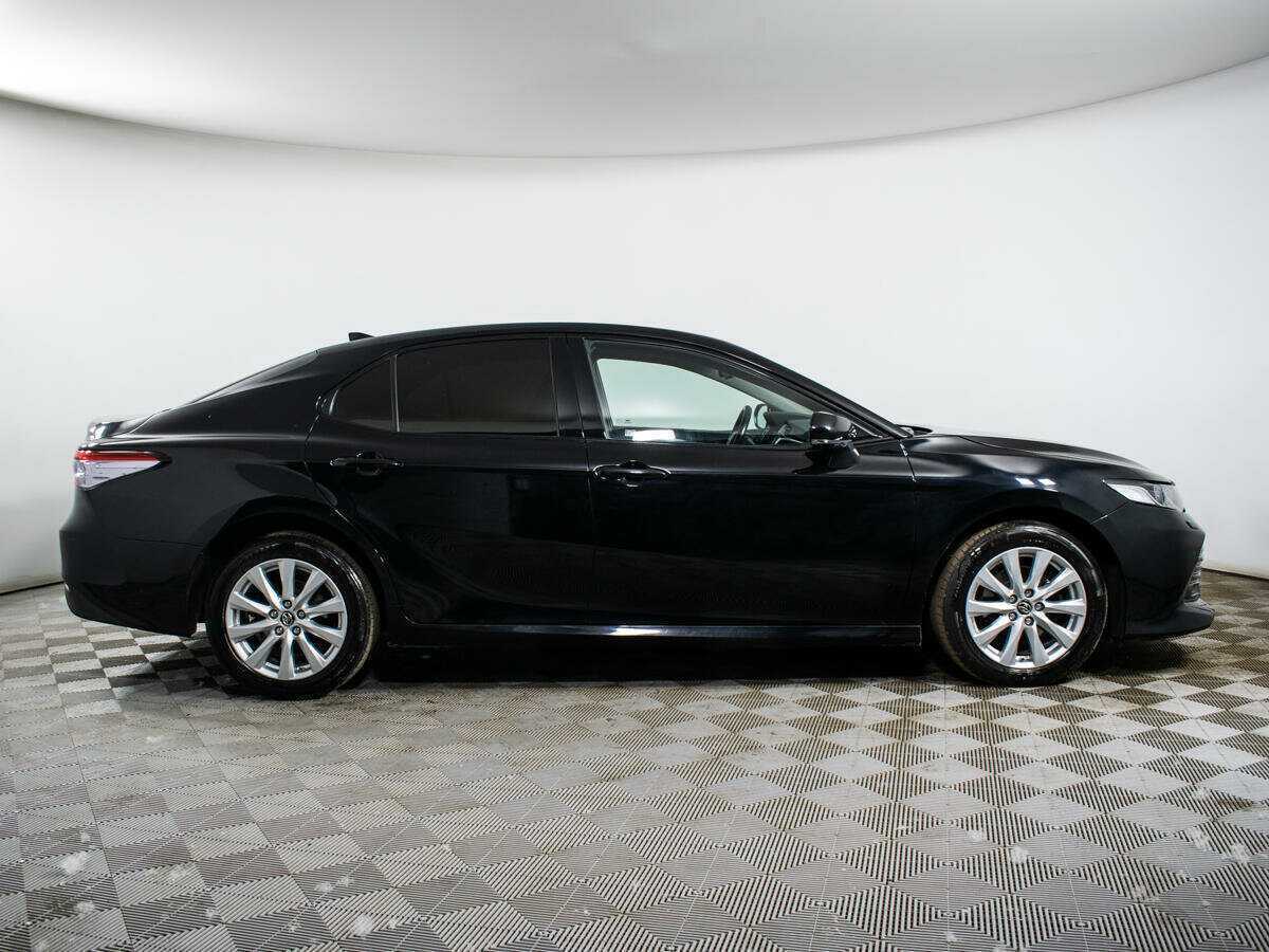 Купить Toyota Camry с пробегом. Фото: #3