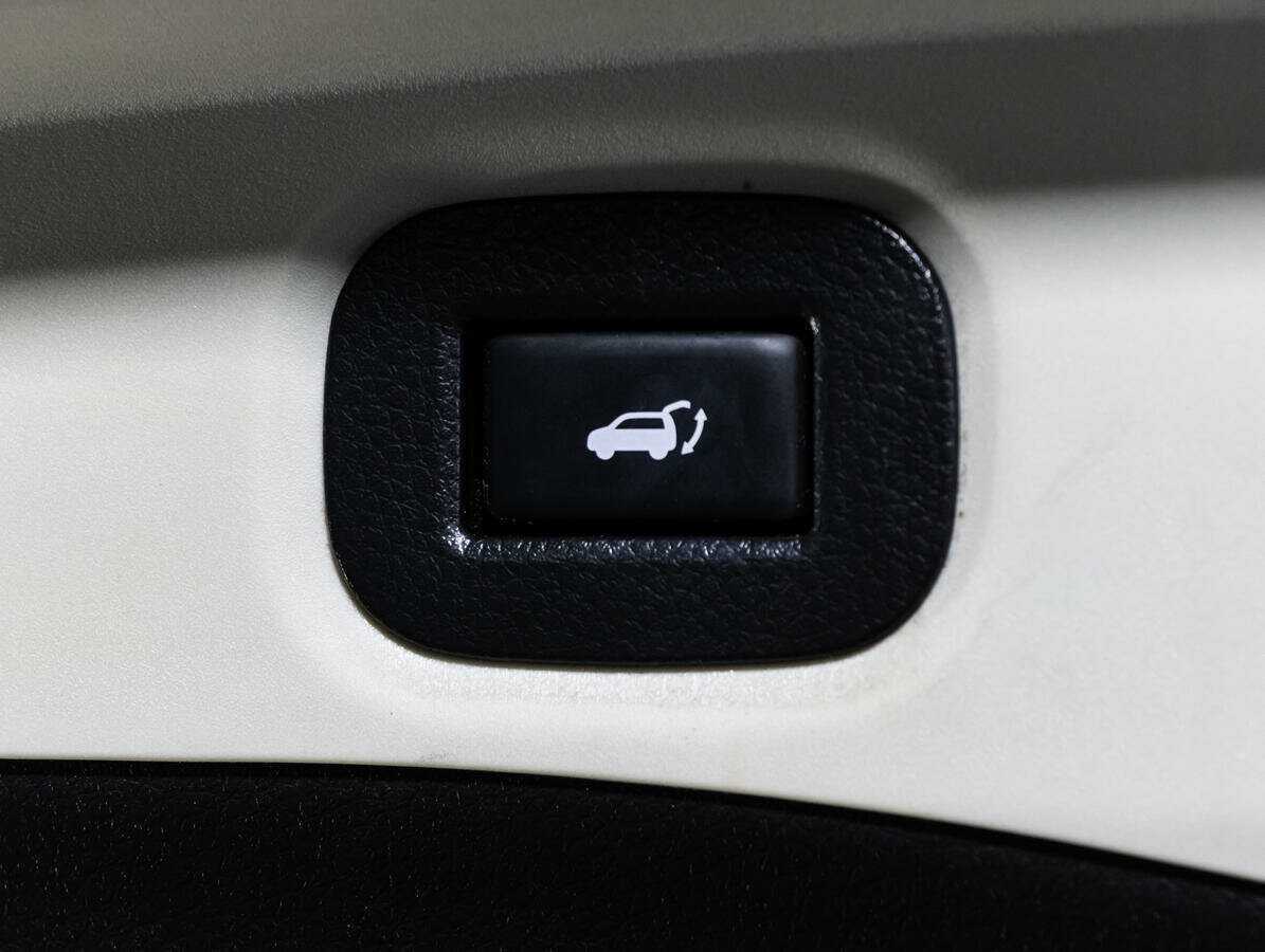 Купить Nissan X-Trail с пробегом. Фото: #17