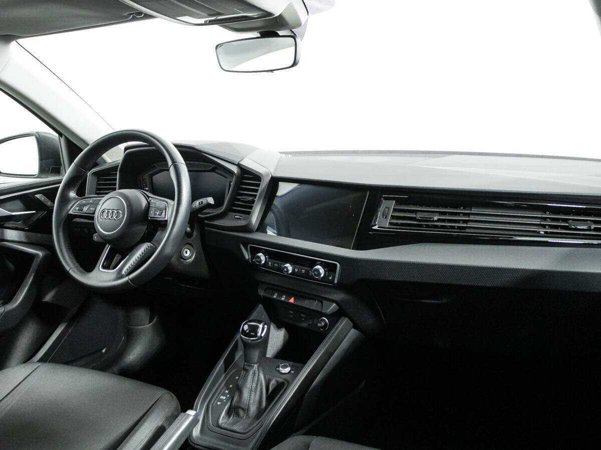 Купить Audi A1 с пробегом. Фото: #8