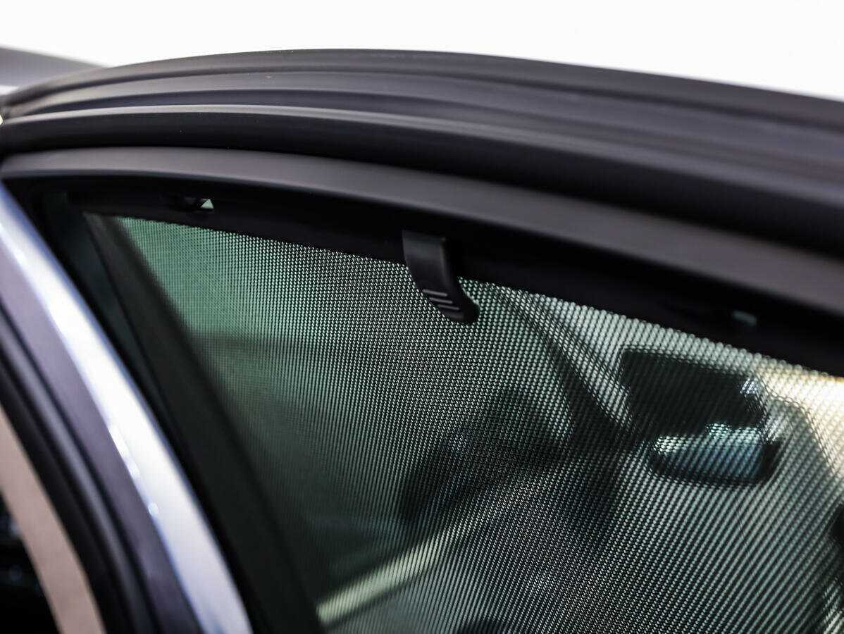 Купить Hyundai Genesis с пробегом. Фото: #18