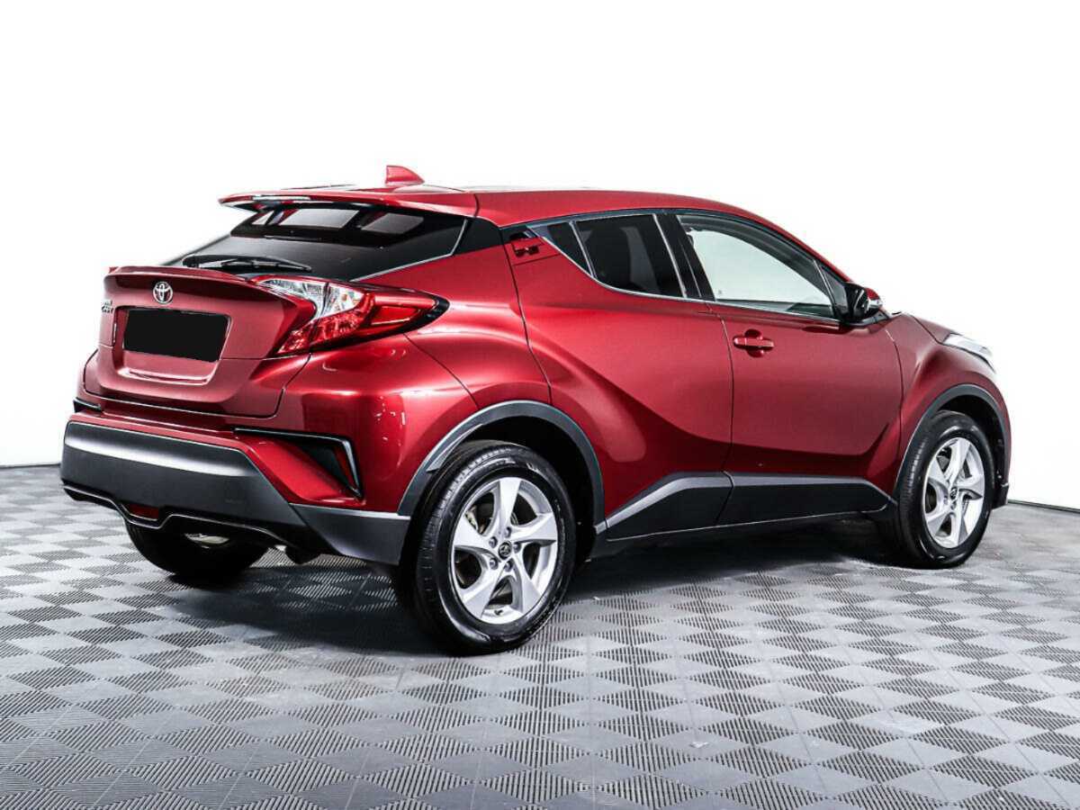 Купить Toyota C-HR с пробегом. Фото: #4
