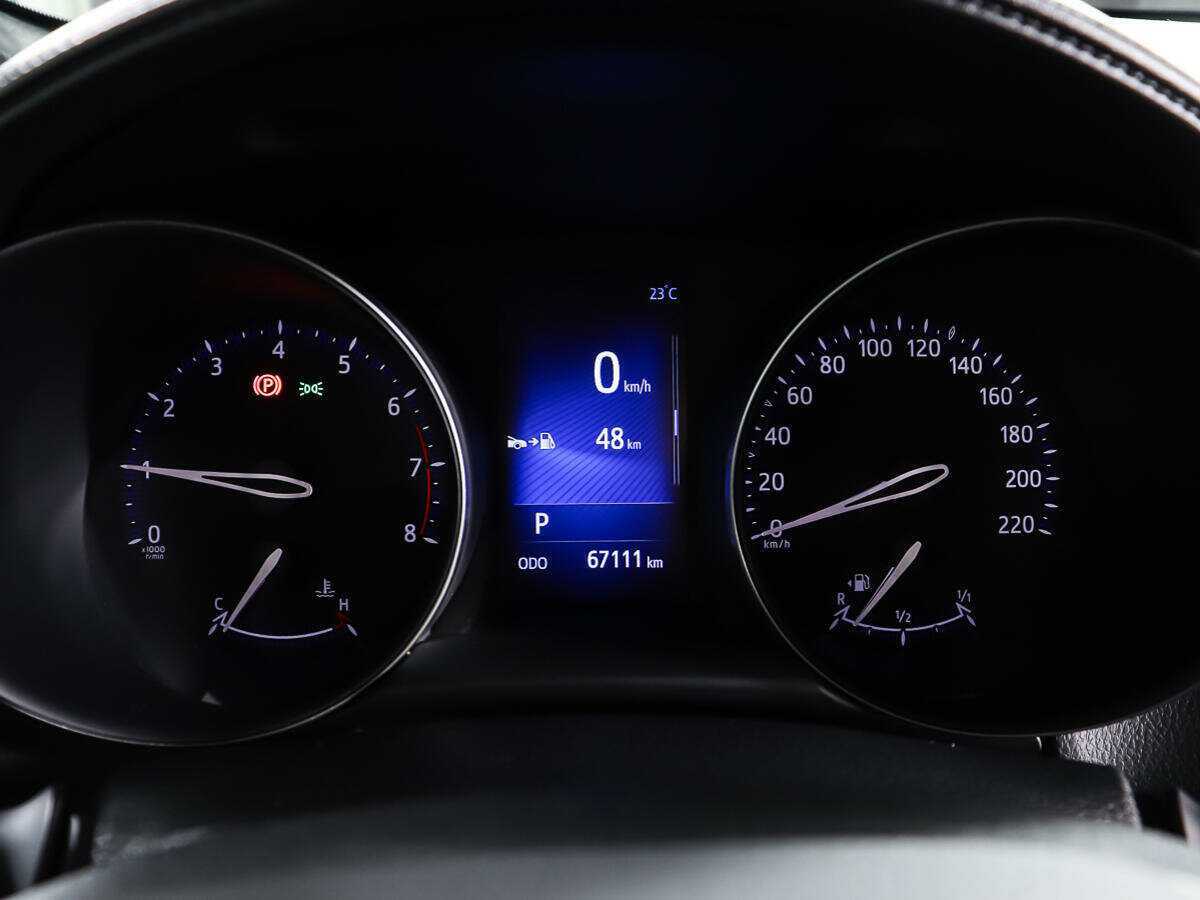 Купить Toyota C-HR с пробегом. Фото: #10