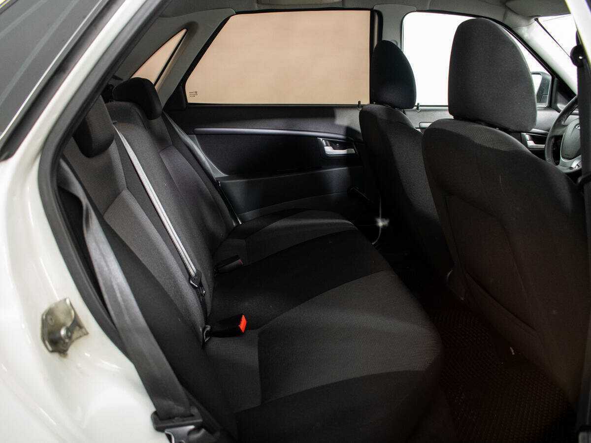 Купить Lada (ВАЗ) Priora с пробегом. Фото: #7