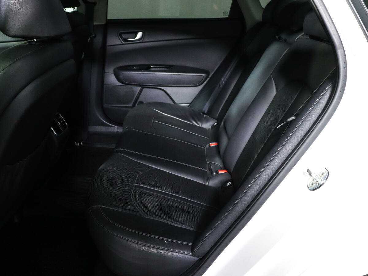 Купить Kia Optima с пробегом. Фото: #7