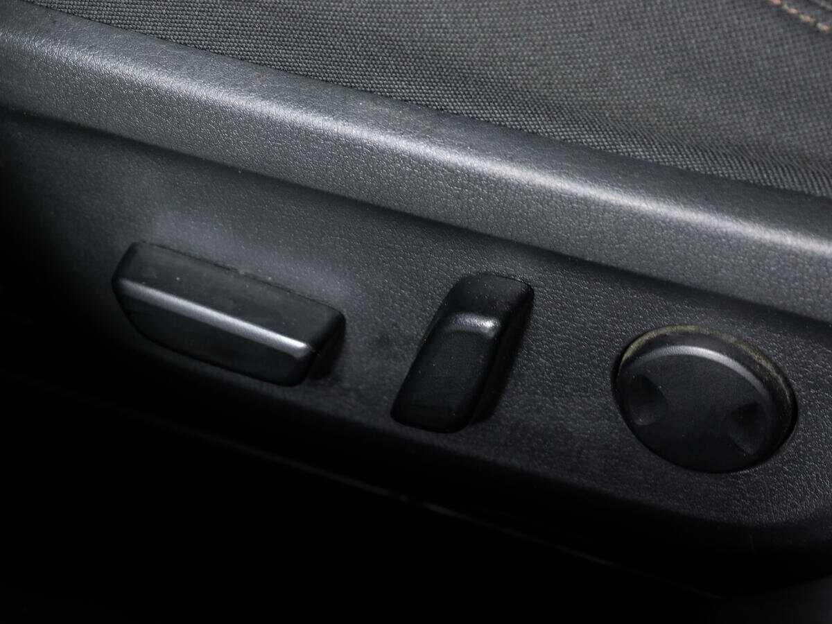 Купить Mazda 3 с пробегом. Фото: #18