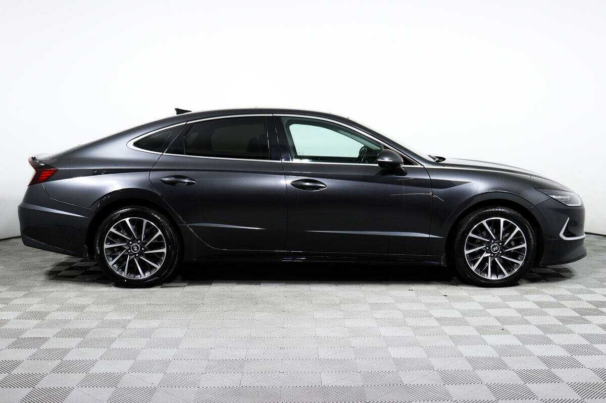 Купить Hyundai Sonata с пробегом. Фото: #3