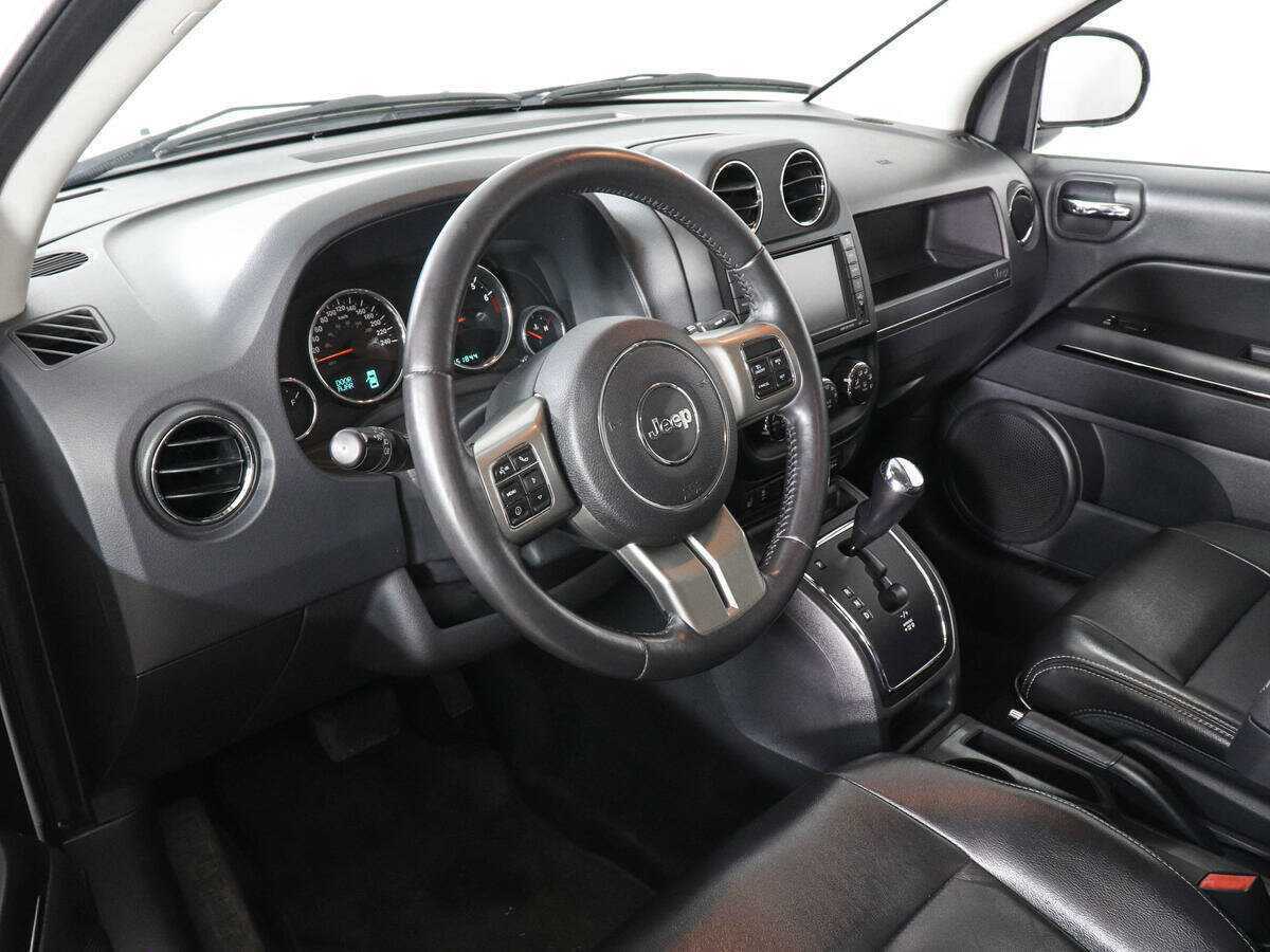 Купить Jeep Compass с пробегом. Фото: #8
