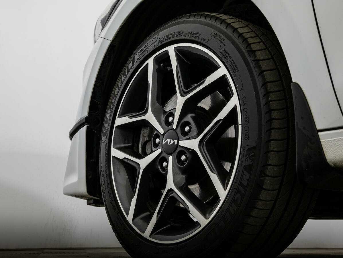 Купить Kia Ceed с пробегом. Фото: #8