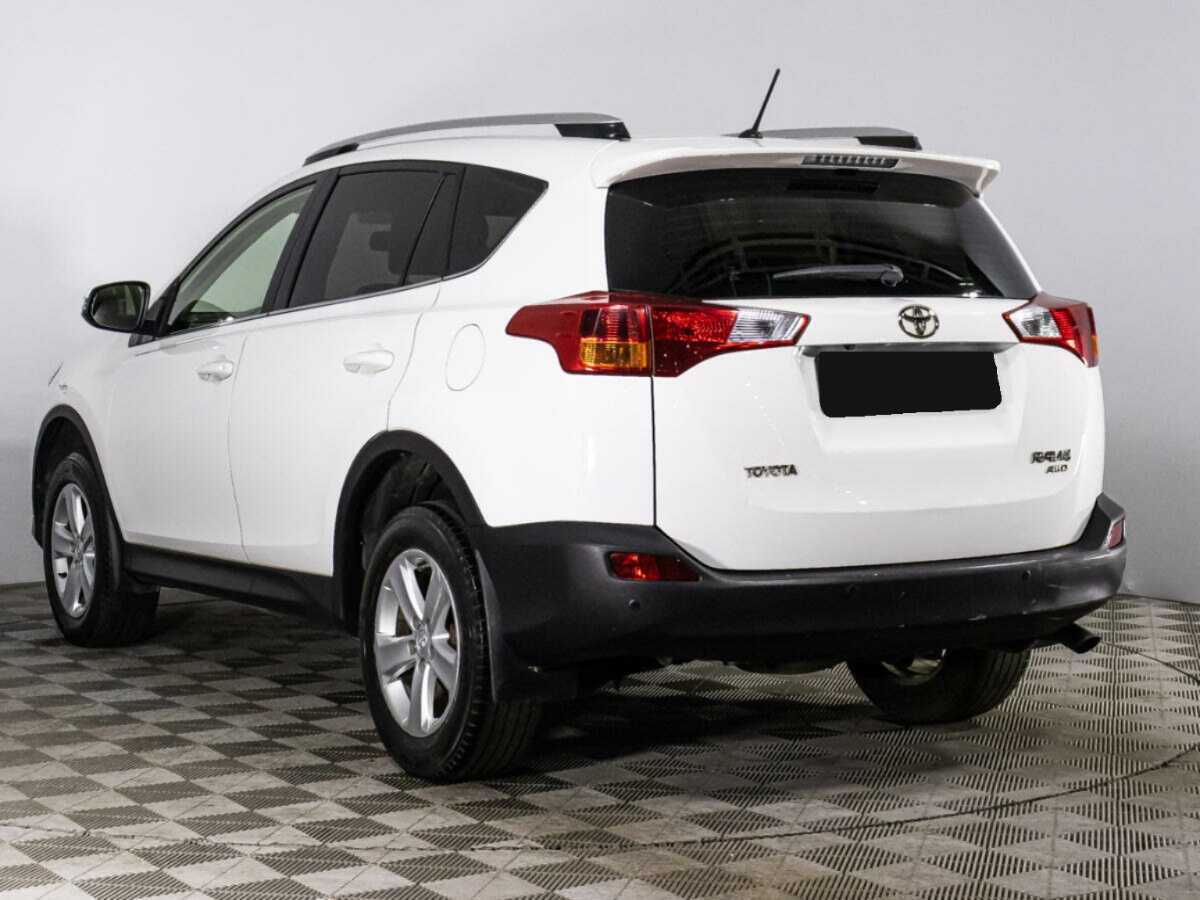 Купить Toyota RAV4 с пробегом. Фото: #6