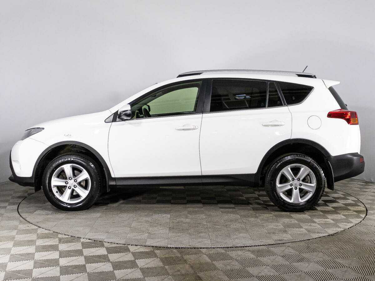 Купить Toyota RAV4 с пробегом. Фото: #7