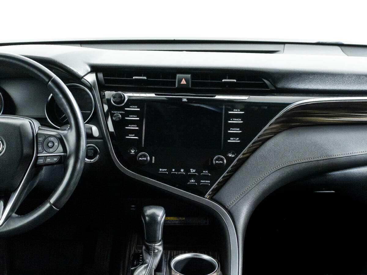 Купить Toyota Camry с пробегом. Фото: #13