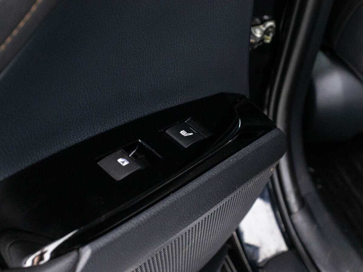 Купить Toyota Camry с пробегом. Фото: #19