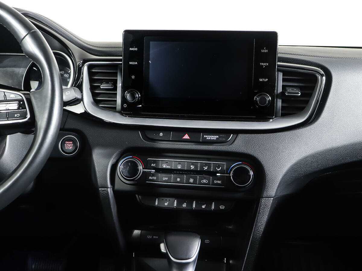 Купить Kia Ceed с пробегом. Фото: #11