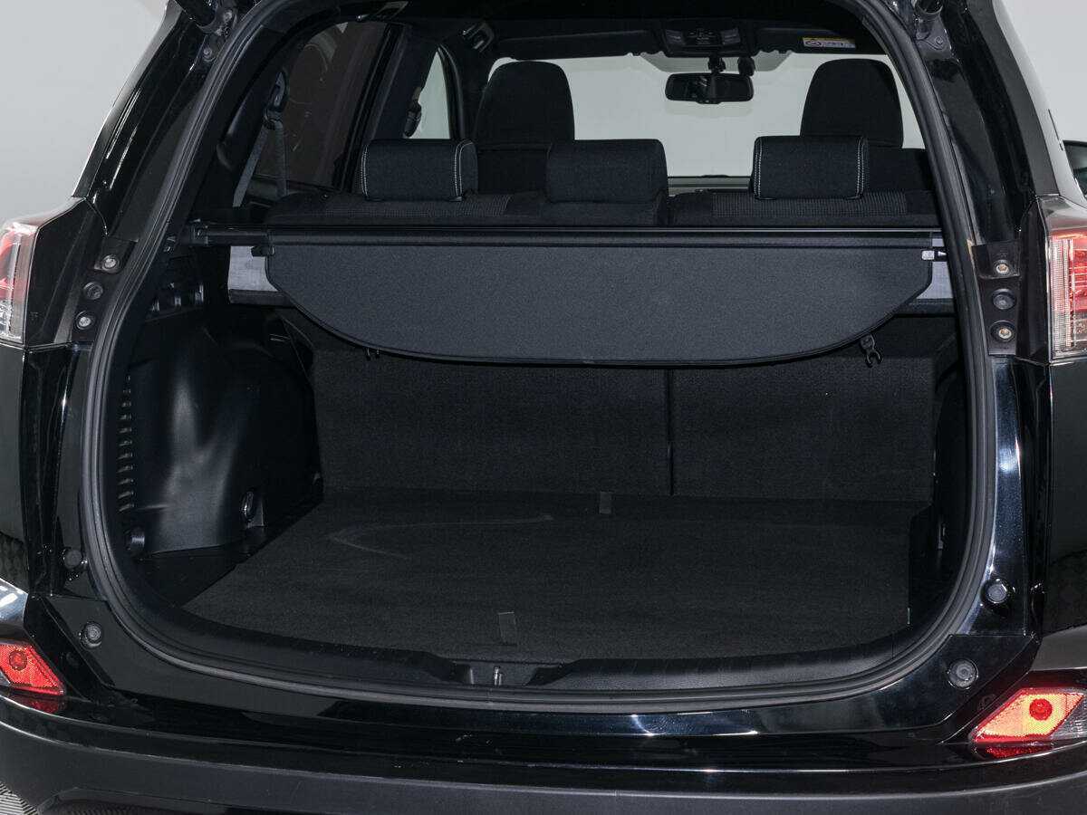 Купить Toyota RAV4 с пробегом. Фото: #6