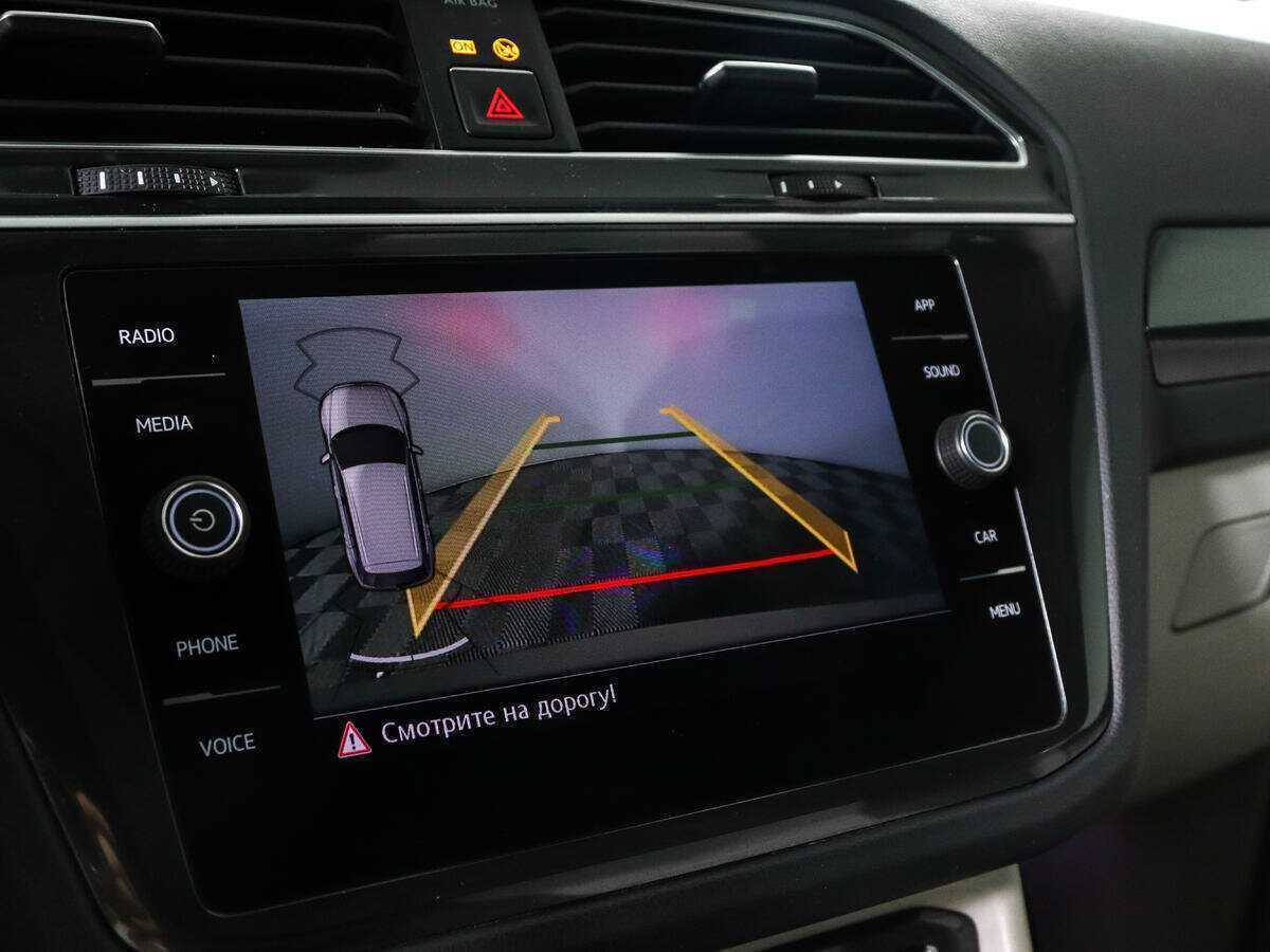 Купить Volkswagen Tiguan с пробегом. Фото: #14